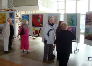 Visiteurs - Expo des 20 ans de l`Atelier des Arts Plastiques de Royan